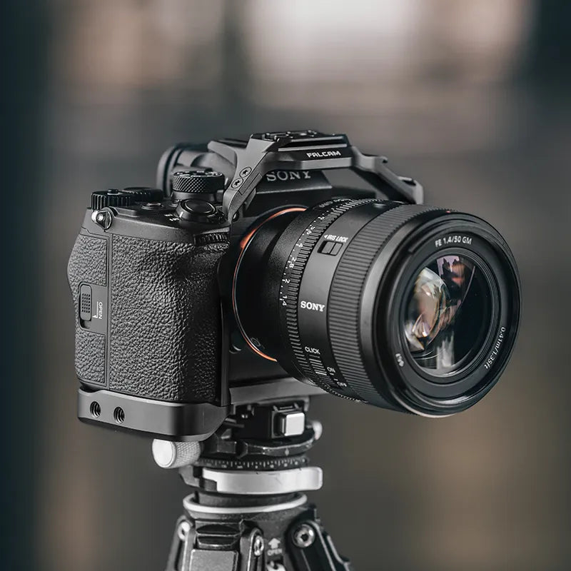 Falcam F38 Quick Release Camera Cage for Sony Alpha 7 V/ Alpha 7R V/ Alpha 7 IV