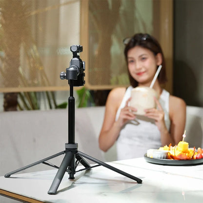 Ulanzi TT24 Cka Quick-Release Selfie Stick with 1/4" Thread