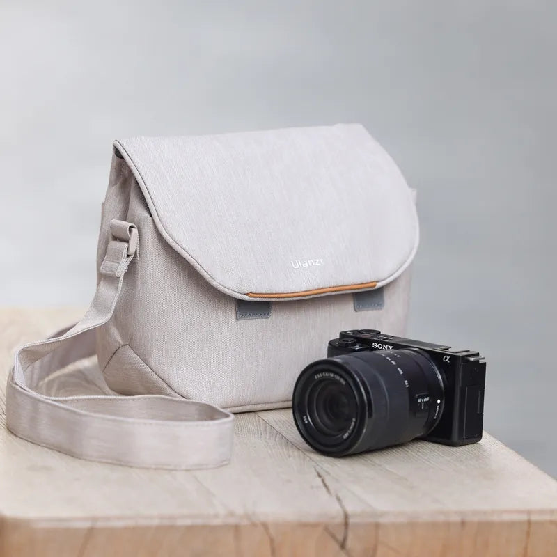 Ulanzi F01 Camera Sling Bag B011
