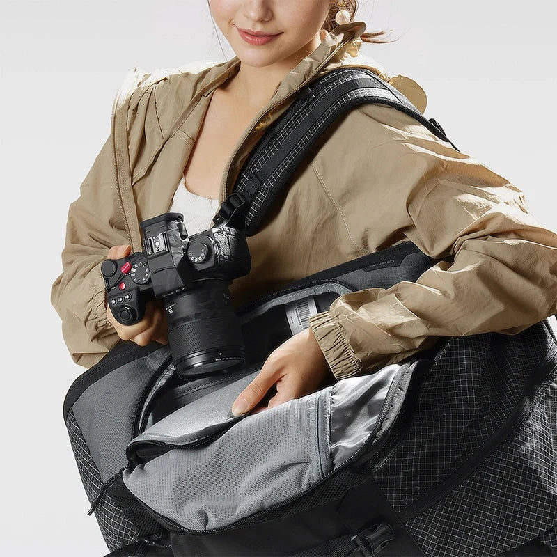 Ulanzi TP01 Travel Photography Backpack 25L