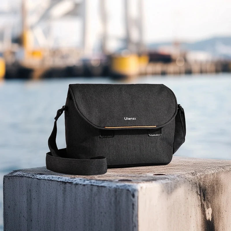 Ulanzi F01 Camera Sling Bag B011