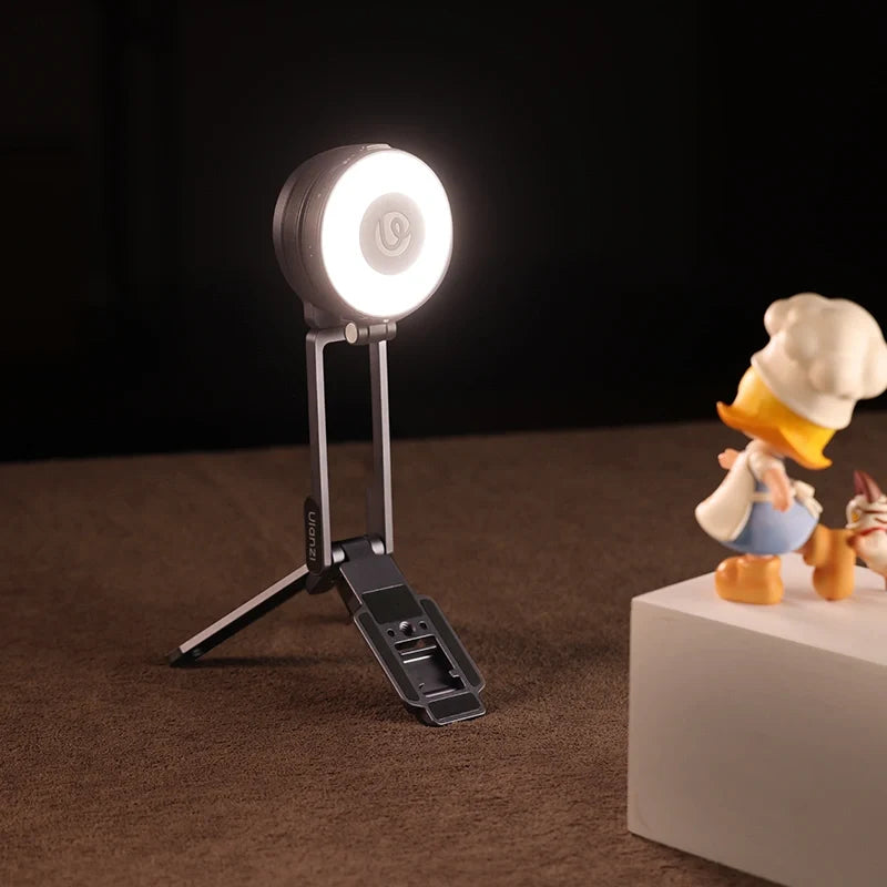 Ulanzi LM23 Magnetic Selfie Light with Mirror L238A