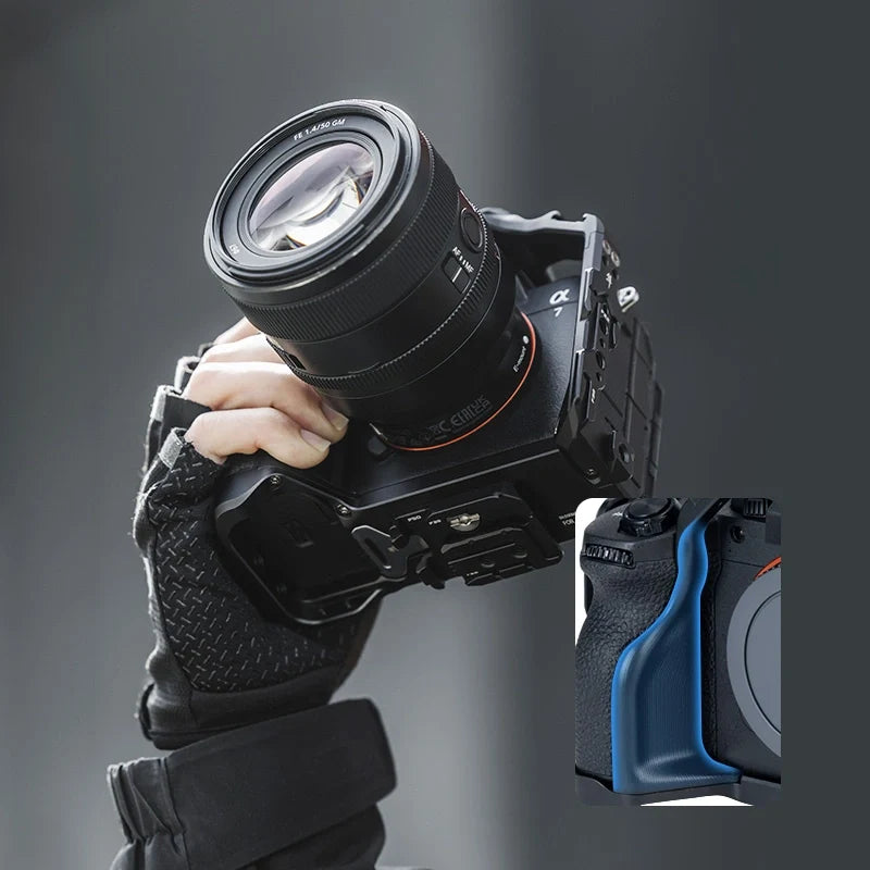 FALCAM F22&F38&F50 Quick Release Camera Cage Compatible with SONY A7M5 / A7R5 / A7M4