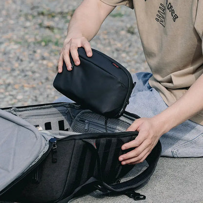 Ulanzi BP10 Hardshell Camera Backpack 35L B012GBB1