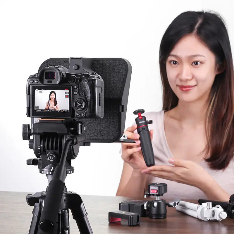 Ulanzi RT02 Universal Teleprompter for Tablets and Smartphones with Remote Control R004GBB1