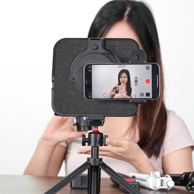Ulanzi RT02 Universal Teleprompter for Tablets and Smartphones with Remote Control R004GBB1