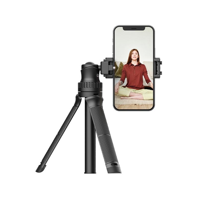 Ulanzi MT-34 Extendable Tripod holding smartphone, perfect for content creation and photography.